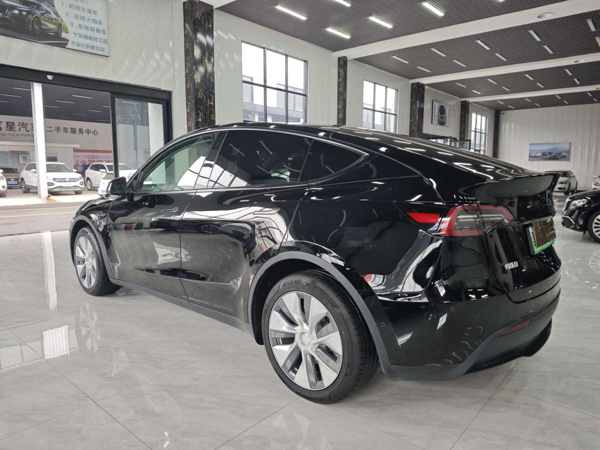 特斯拉 Model 3  2023款 長(zhǎng)續(xù)航全輪驅(qū)動(dòng)版圖片