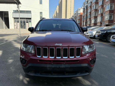 2012年11月 Jeep 指南者(进口) 2.4L 四驱运动版图片