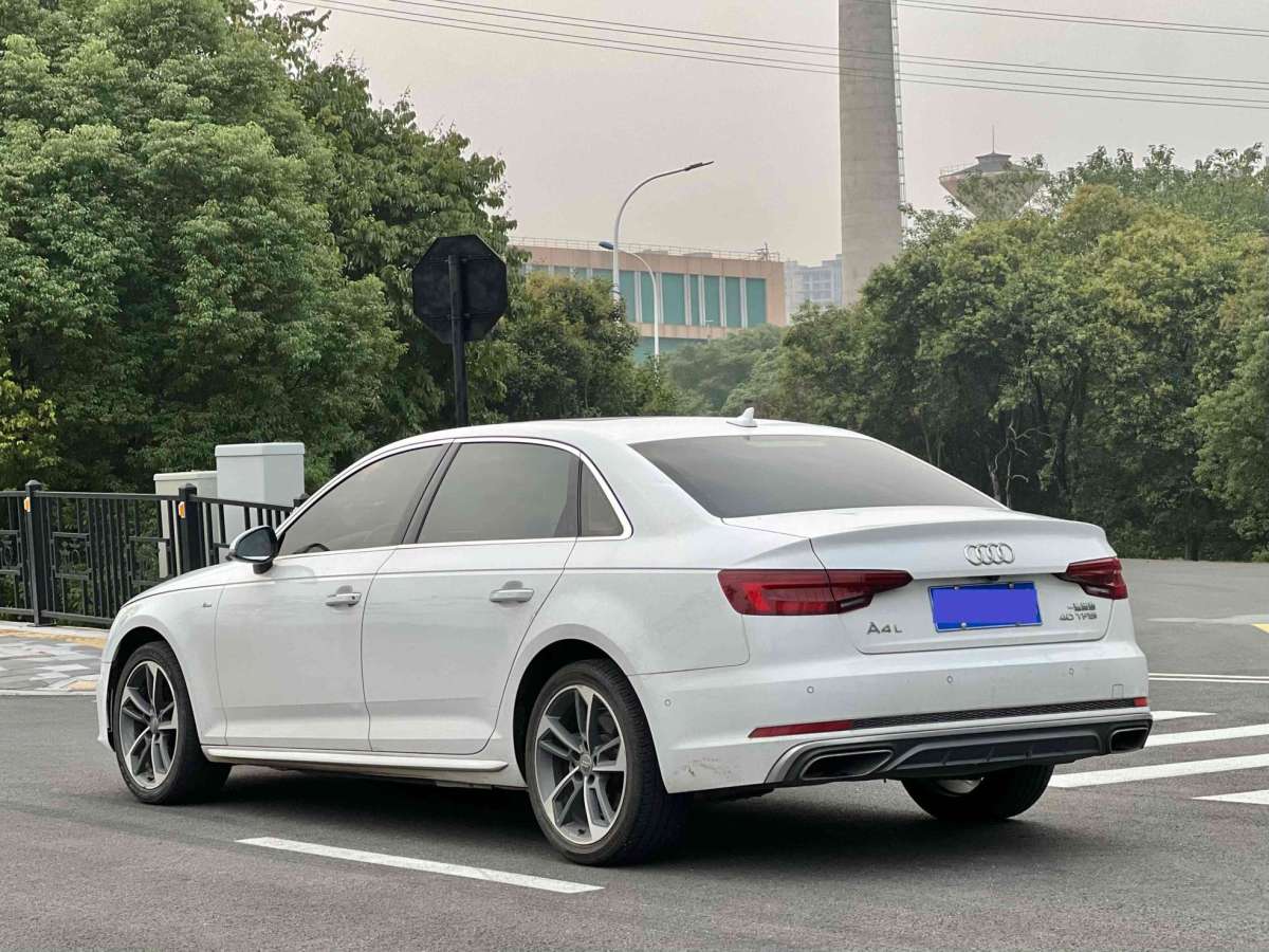 奧迪 奧迪A4L  2019款 40 TFSI 時(shí)尚型 國(guó)V圖片