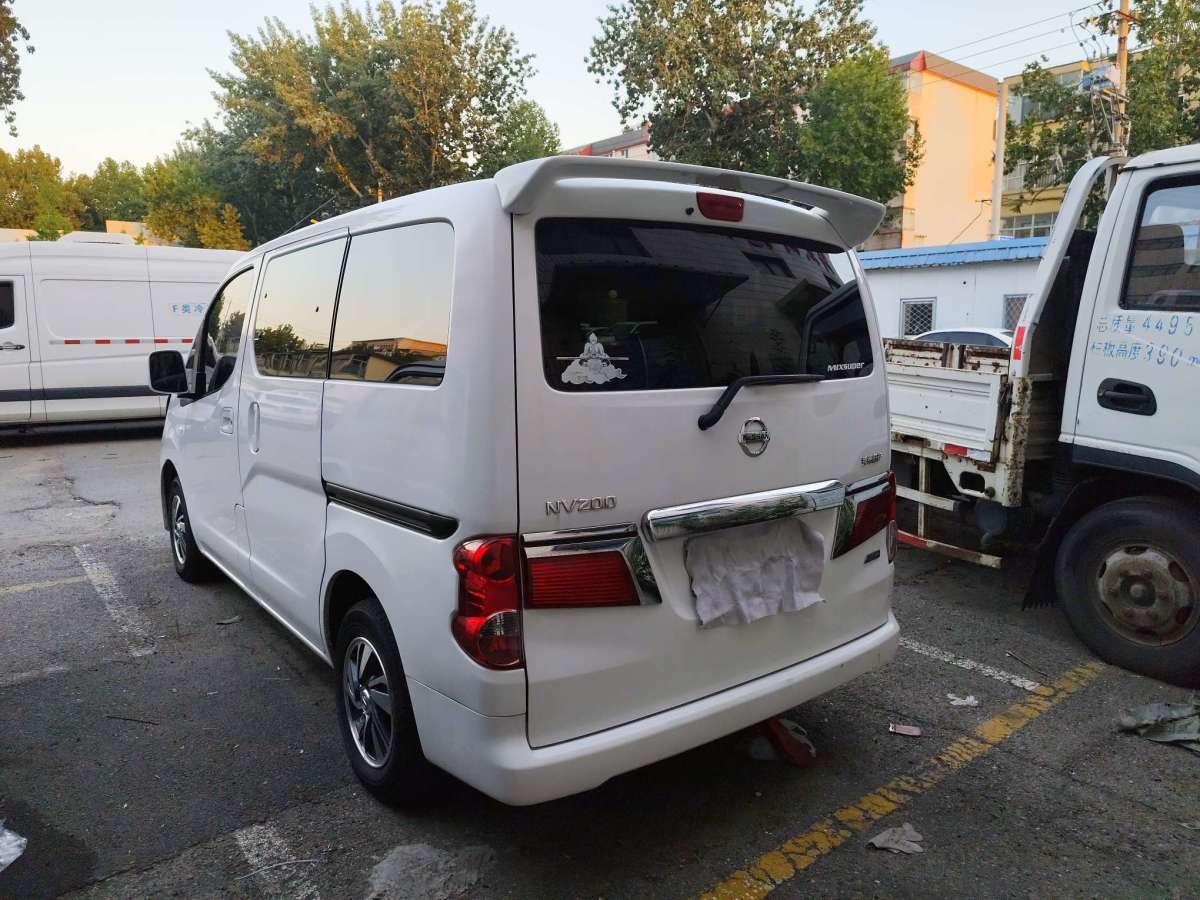 2018年6月日產 NV200  2018款 1.6L CVT豪華型