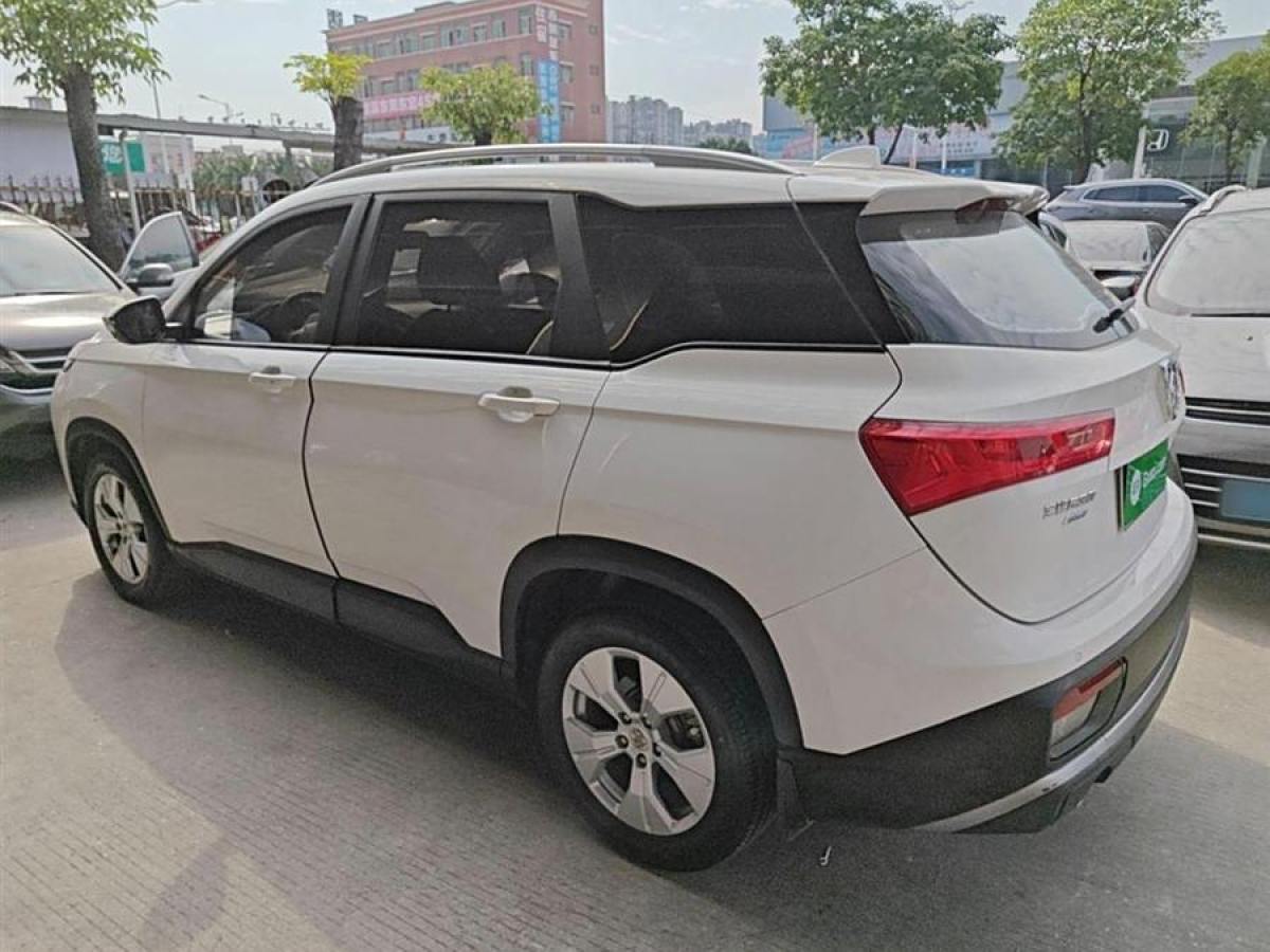 寶駿 730  2019款 1.5L 手動時尚型 7座 國VI圖片