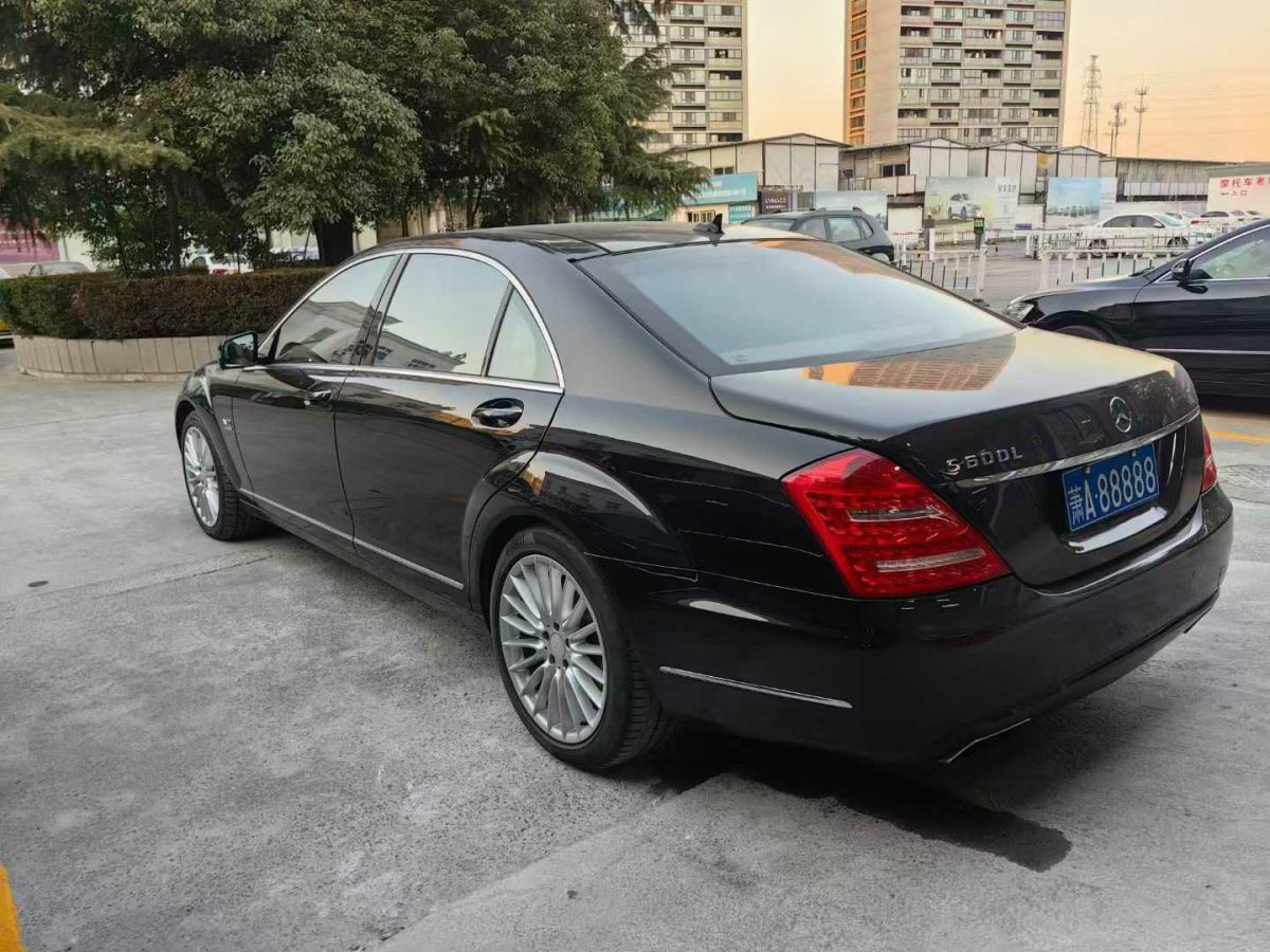 奔馳 奔馳S級  2012款 S 500 L 4MATIC Grand Edition圖片