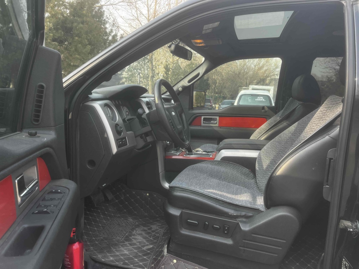福特 F-150  2011款 6.2L SVT Raptor SuperCrew圖片