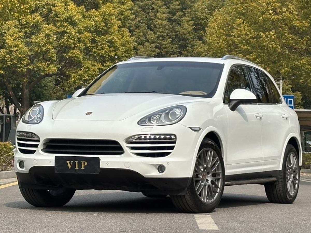 2013年7月保時(shí)捷 Cayenne  2011款 Cayenne 3.0T