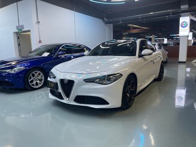 2017年4月 阿尔法·罗密欧 Giulia 2.0T 280HP 豪华版图片