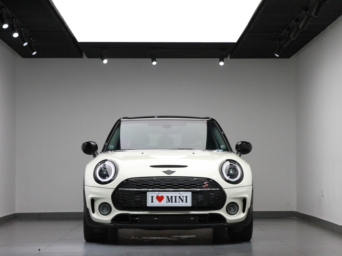 MINI CLUBMAN  2023款 改款 2.0T COOPER S 鉴赏家图片