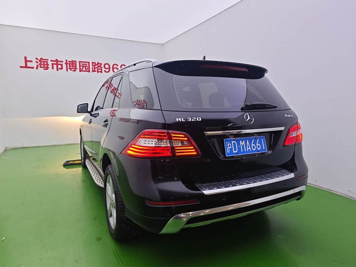 2015年5月奔馳 奔馳M級  2015款 ML 320 4MATIC