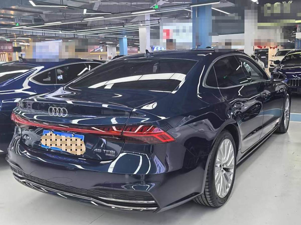 奧迪 奧迪A7L  2024款 45TFSI S-line 筑夢(mèng)型 流晶套裝圖片