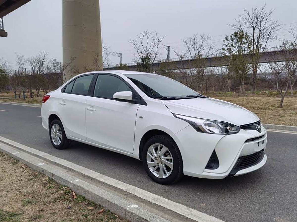 豐田 YARiS L 致享  2018款 1.5E CVT冠軍限量版圖片