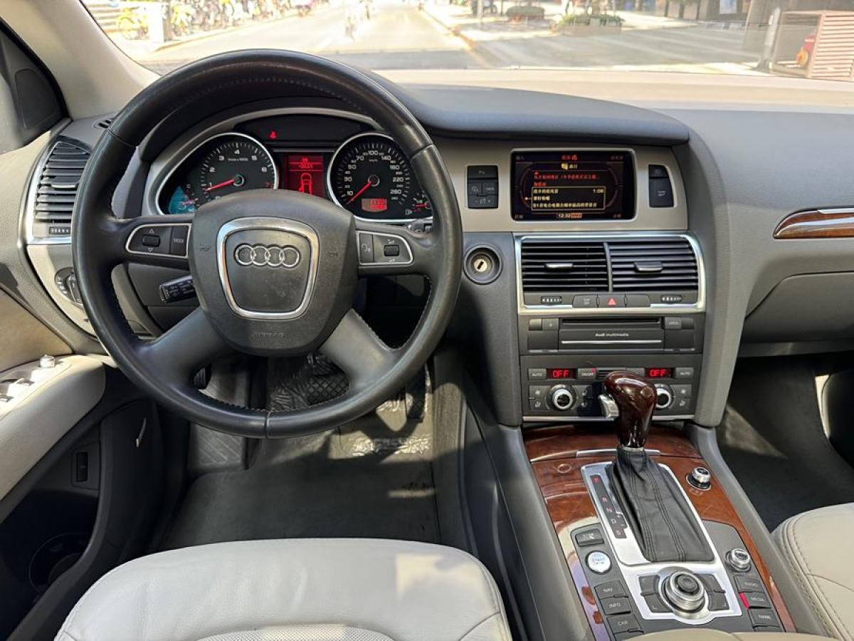 奧迪 奧迪Q7  2010款 3.6 FSI quattro 舒適型圖片