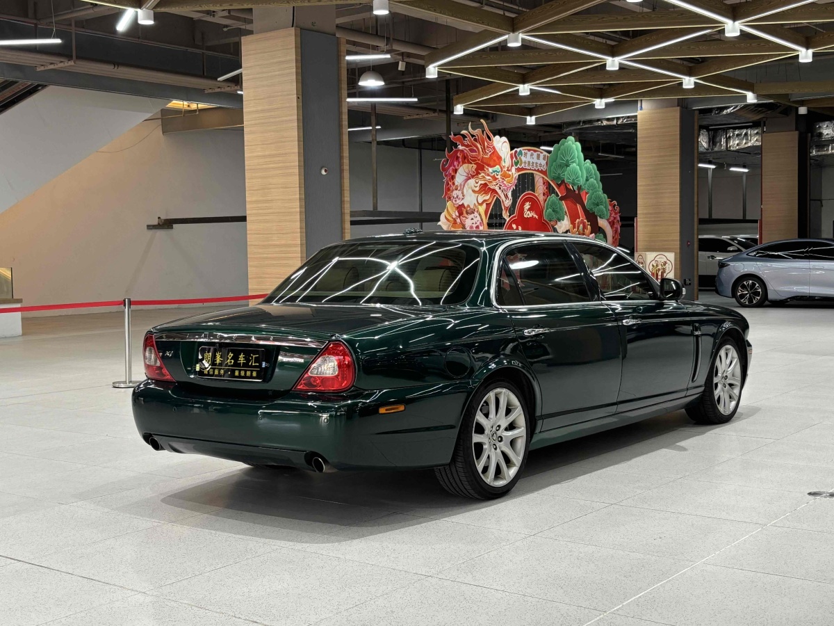 捷豹 XJ  2007款 XJ6L 3.0皇家加長版圖片