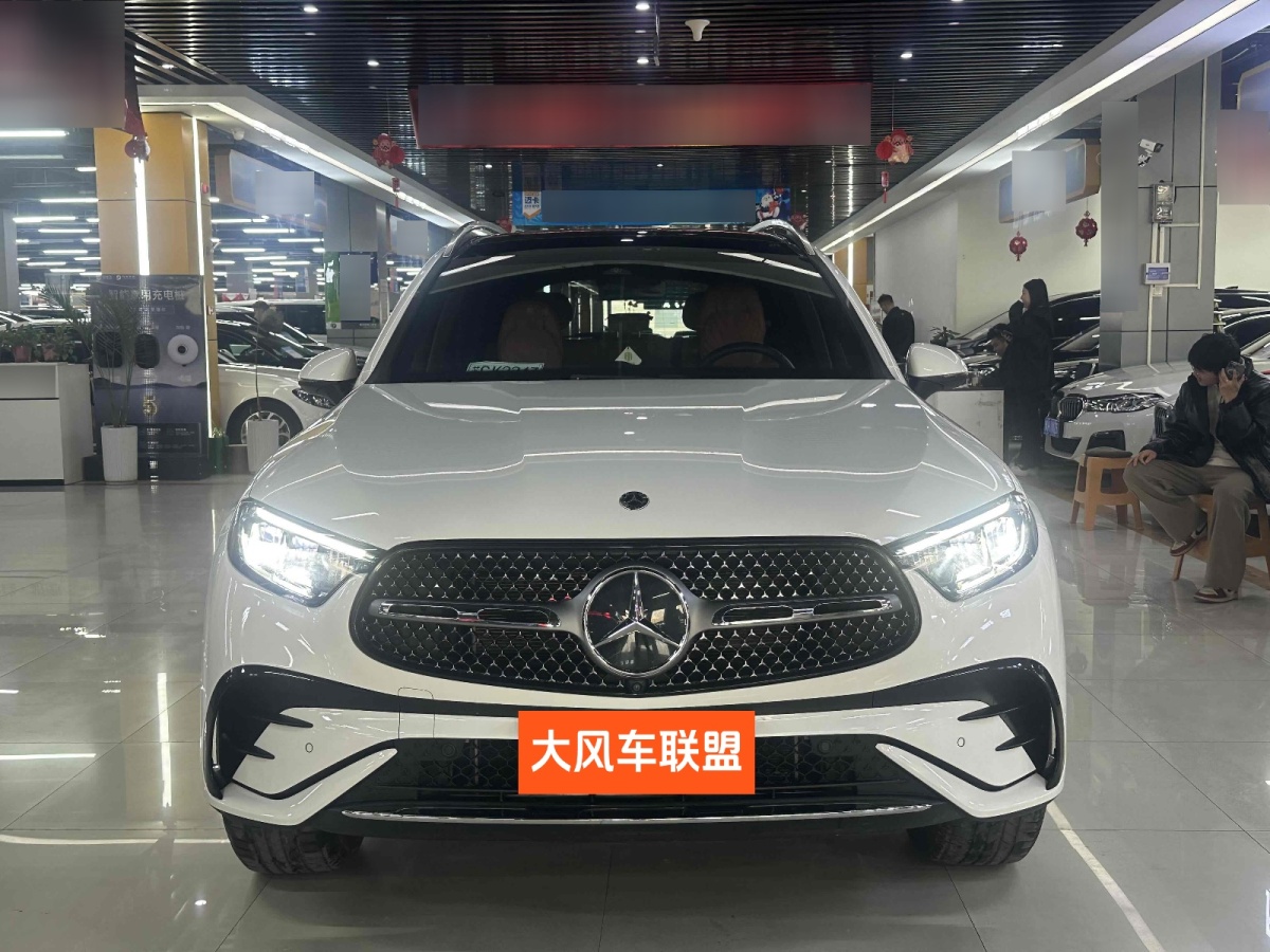 奔馳 奔馳GLC  2018款 改款 GLC 300 4MATIC 動感型圖片