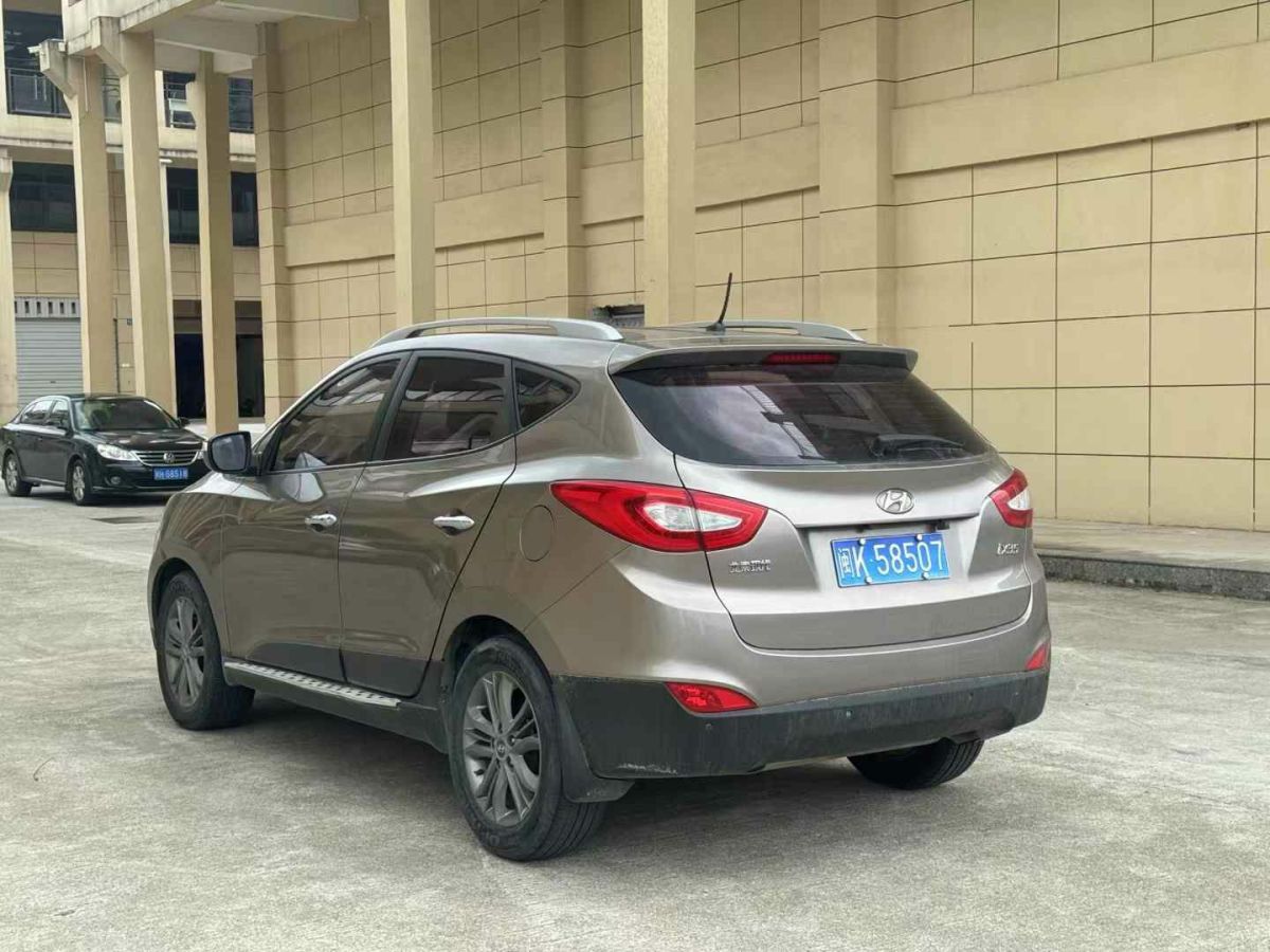 現(xiàn)代 ix35  2015款 2.0 GLS 四驅(qū)智能型圖片