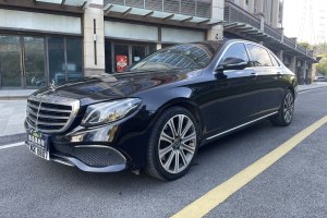 奔驰E级 奔驰 E 300 L 豪华型