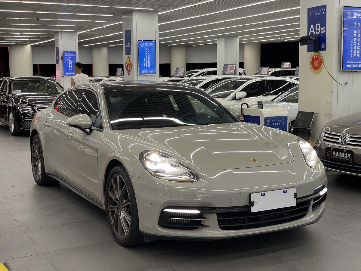 保時(shí)捷 Panamera  2019款 Panamera 行政加長版 2.9T圖片