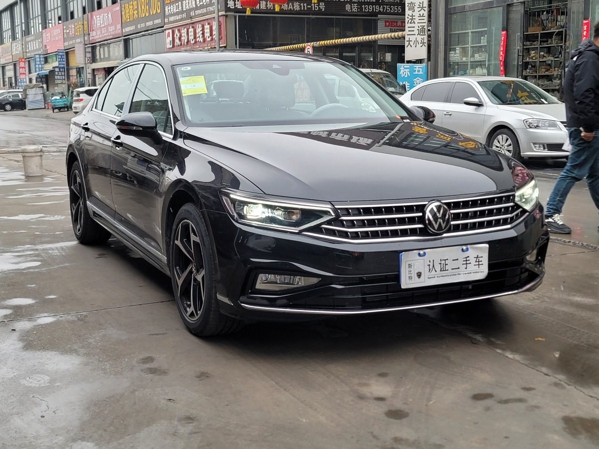 大眾 邁騰  2024款 200萬(wàn)輛眾享款 330TSI DSG豪華型圖片