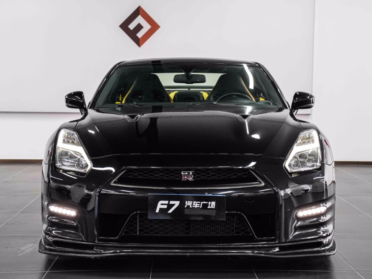 2013年04月日產(chǎn) GT-R  2013款 3.8T Premium Edition