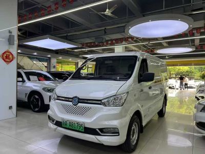 2022年2月 東風(fēng) 御風(fēng)EM26 2023款 標(biāo)準(zhǔn)版 41.472kWh 河南鋰動(dòng)圖片