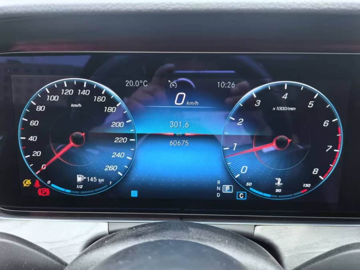 奔馳 奔馳E級  2021款 改款 E 300 L 豪華型圖片