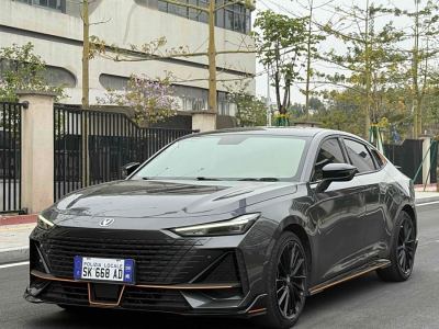 2022年3月 長安 長安UNI-V 1.5T 運(yùn)動(dòng)版圖片