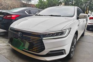 秦Pro 比亞迪 超越版 1.5TI 手動(dòng)豪華型