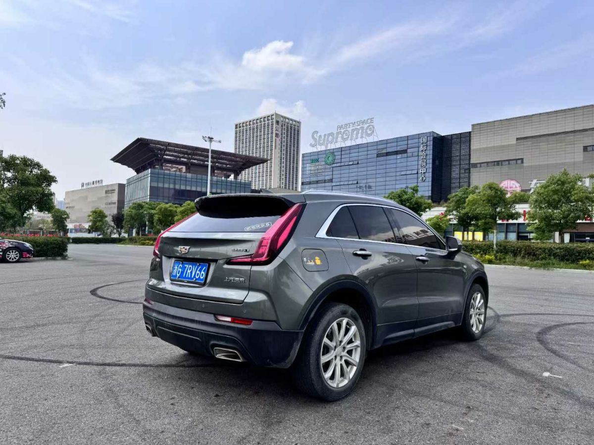 凱迪拉克 XT6  2019款 28T 四驅(qū)豪華型圖片