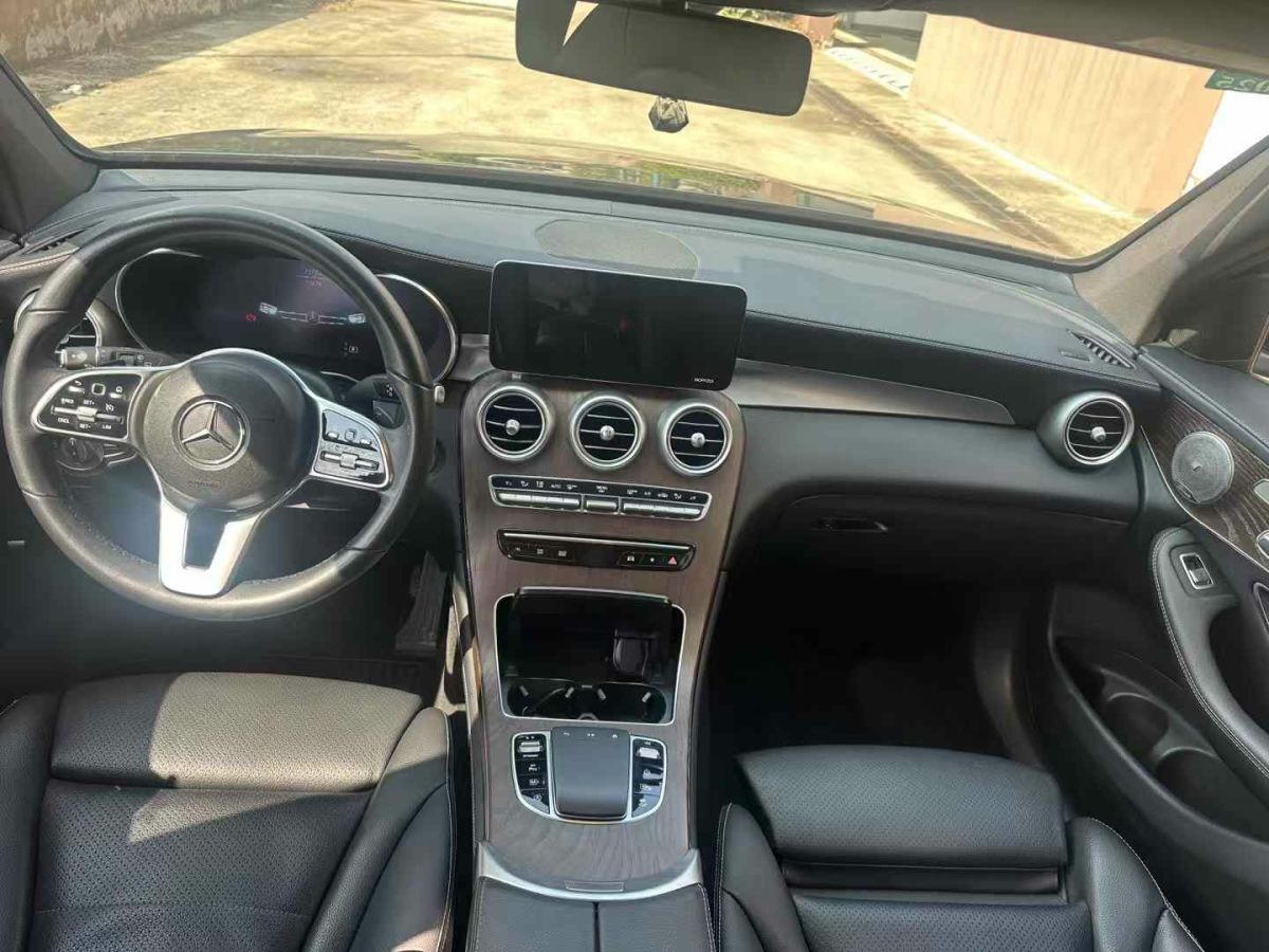 奔馳 奔馳GLC  2021款 GLC 300 4MATIC 轎跑SUV圖片