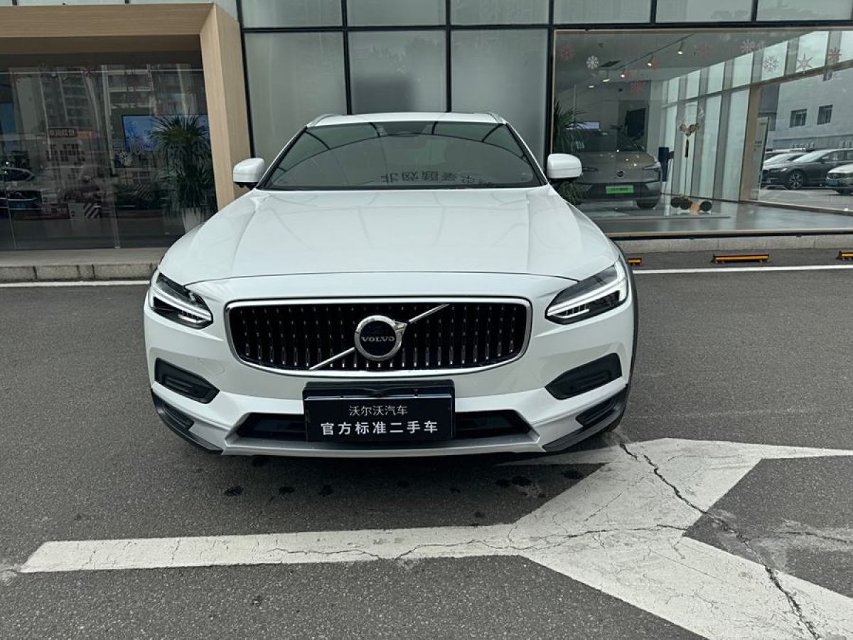 沃爾沃 V90  2023款 Cross Country B5 AWD 智遠(yuǎn)版圖片