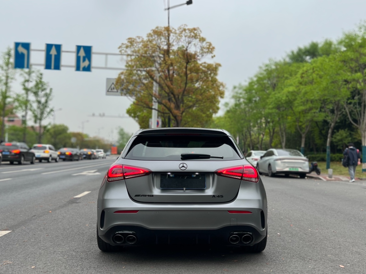 奔驰 奔驰A级AMG  2020款 改款 AMG A 45 4MATIC+图片