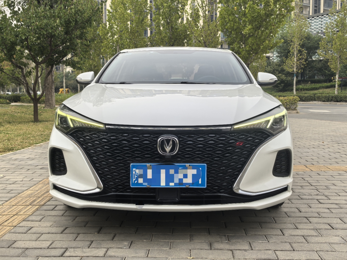 長(zhǎng)安 逸動(dòng)  2020款 PLUS 藍(lán)鯨NE 1.4T GDI DCT尊貴型圖片