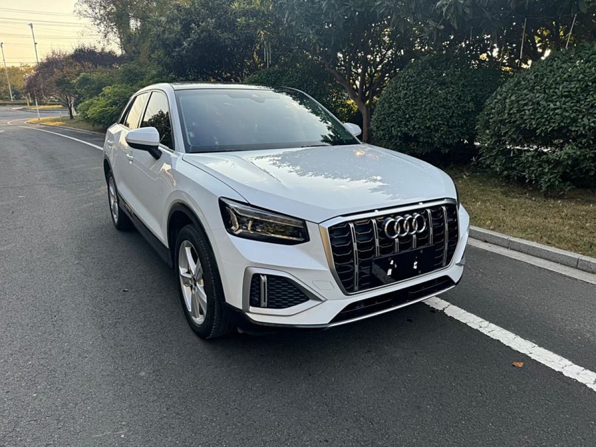 奧迪 奧迪Q2L  2022款 35 TFSI 進取致雅型圖片