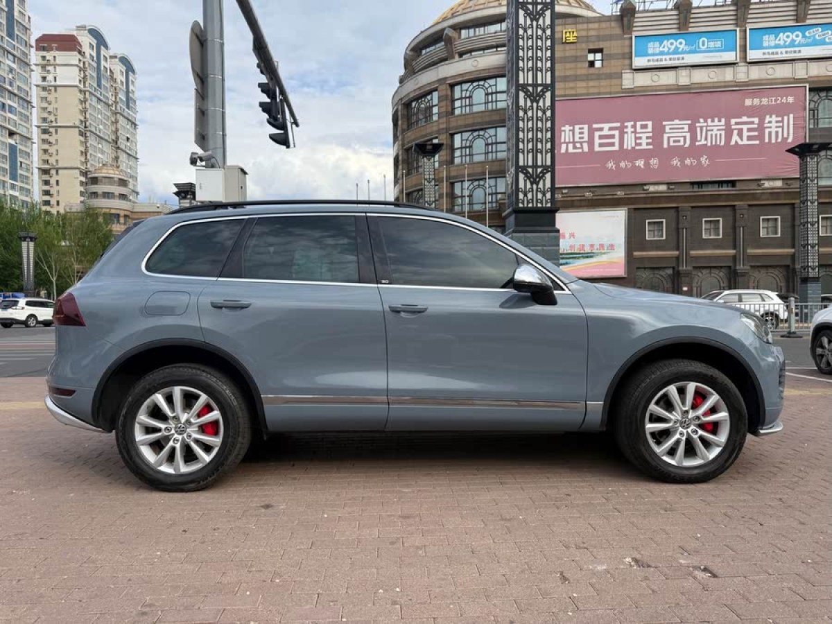 大眾 途銳  2011款 3.0TSI 高配型圖片