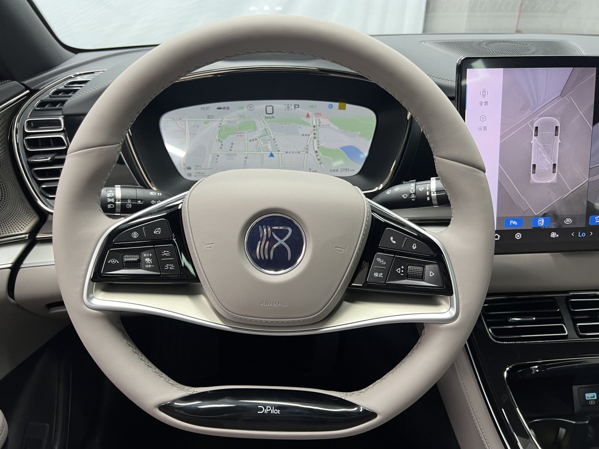 2024年11月比亞迪 漢  2025款 DM-i 125KM尊榮型