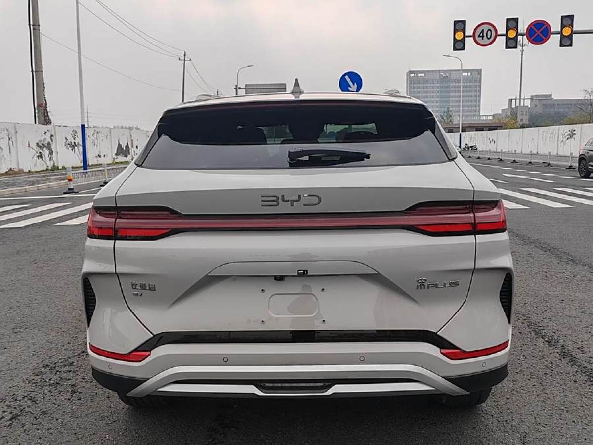 比亞迪 宋PLUS新能源  2025款 EV 520km 尊貴型圖片