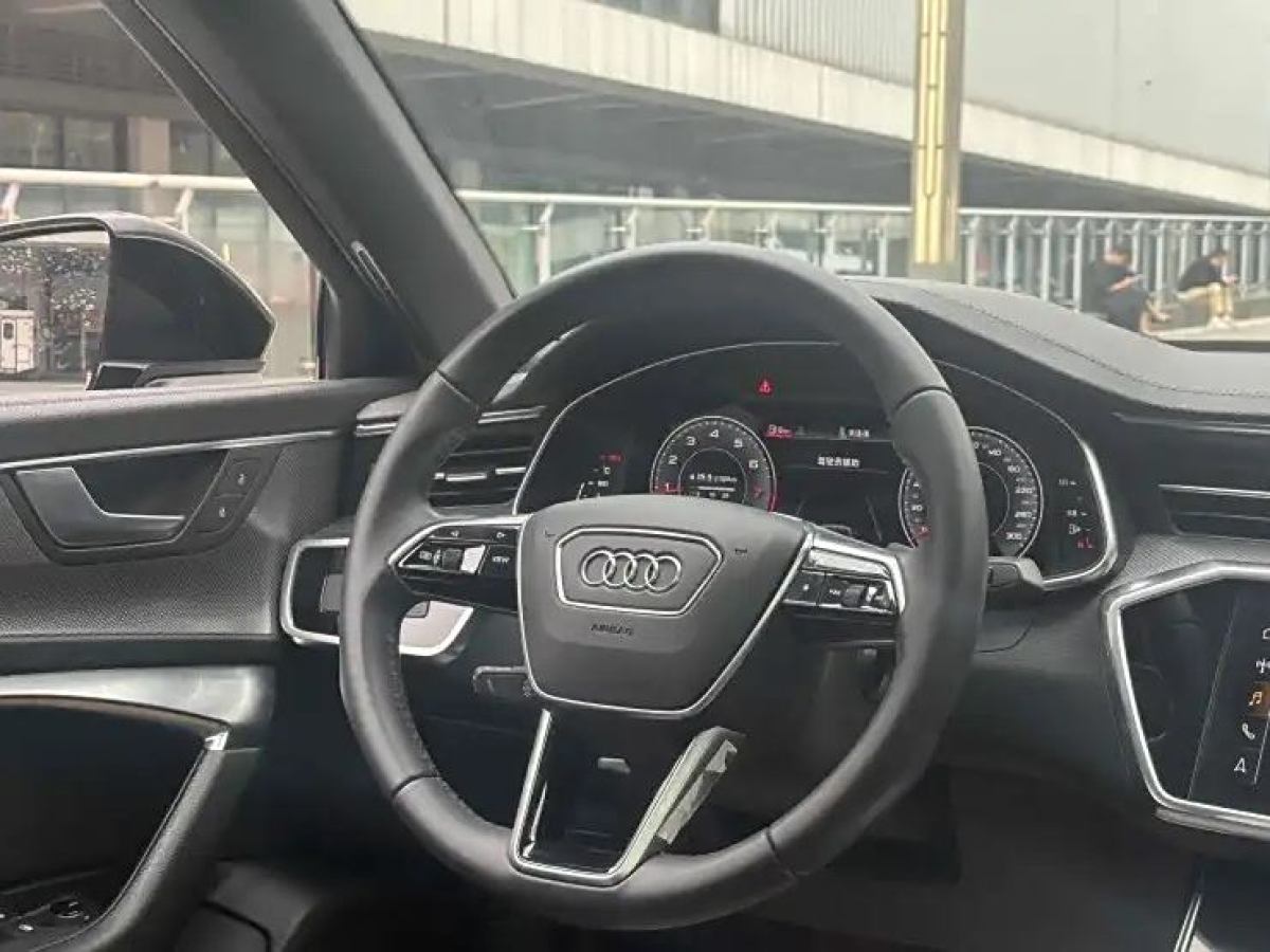 奧迪 奧迪A6L  2021款 45 TFSI quattro 臻選動感型圖片