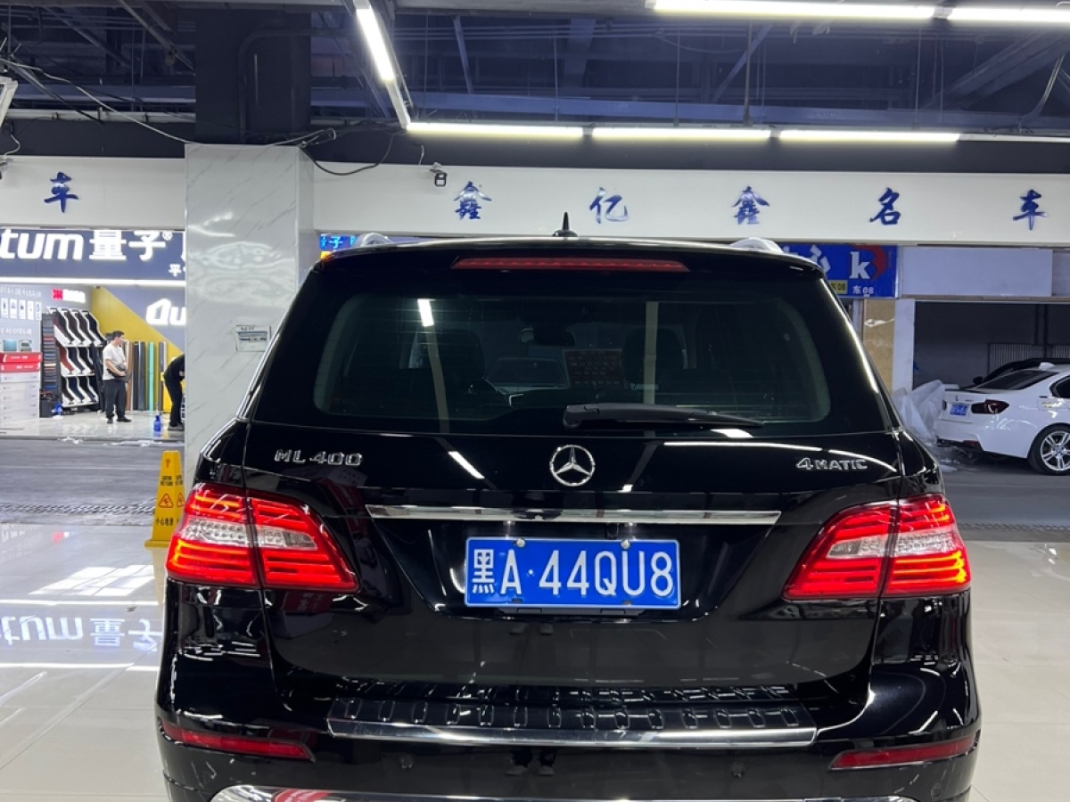 奔馳 奔馳M級  2014款 ML 400 4MATIC動感型圖片