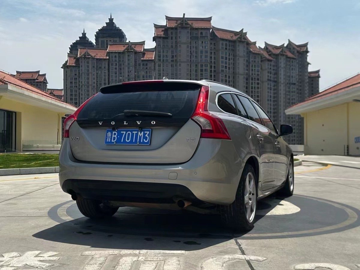 沃爾沃 V60  2013款 T5 智雅版圖片