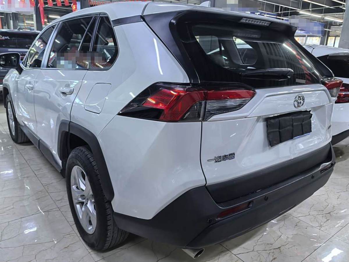 豐田 RAV4榮放  2021款 2.0L CVT兩驅(qū)都市版圖片