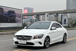 奔驰CLA级 奔驰 CLA 200 动感型