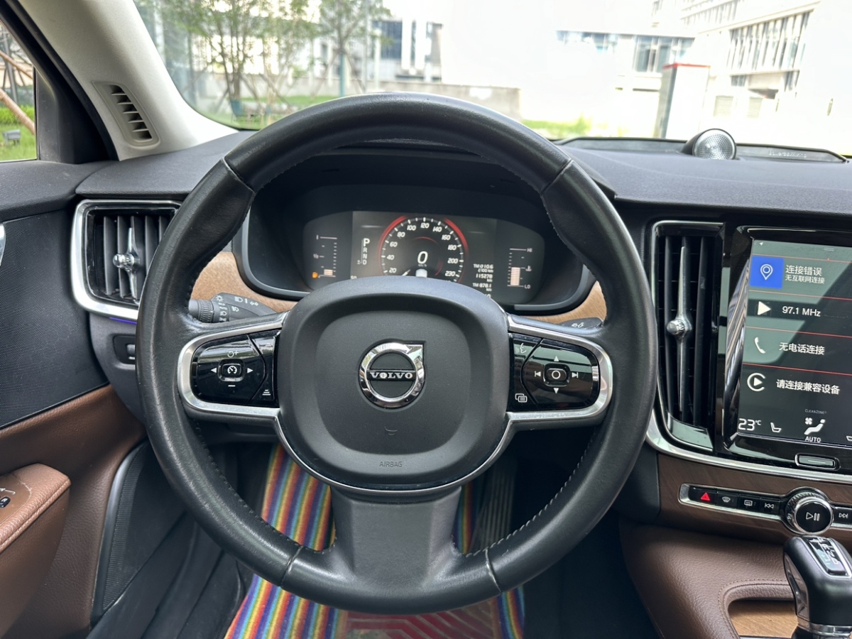 沃尔沃 S90  2019款 T5 智逸版图片