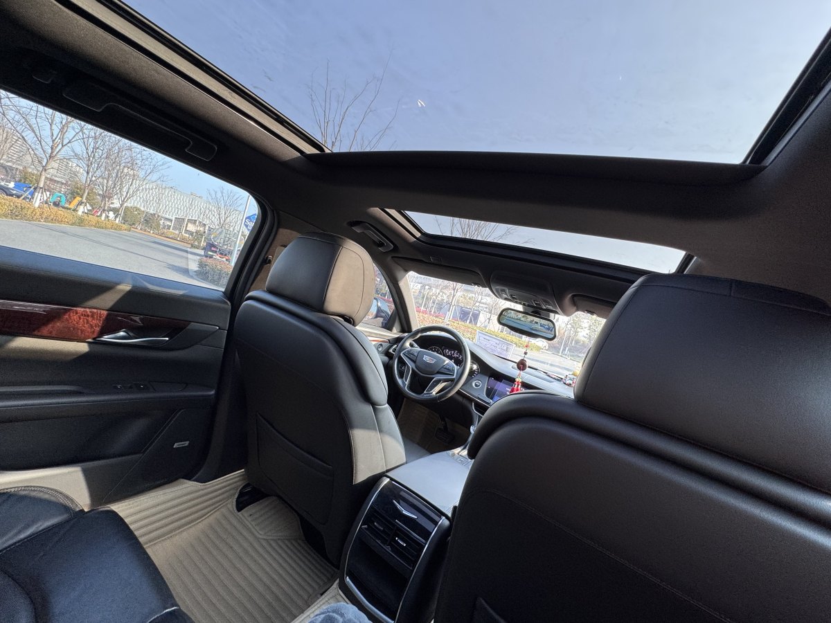 凱迪拉克 CT6  2017款 28T 豪華型圖片