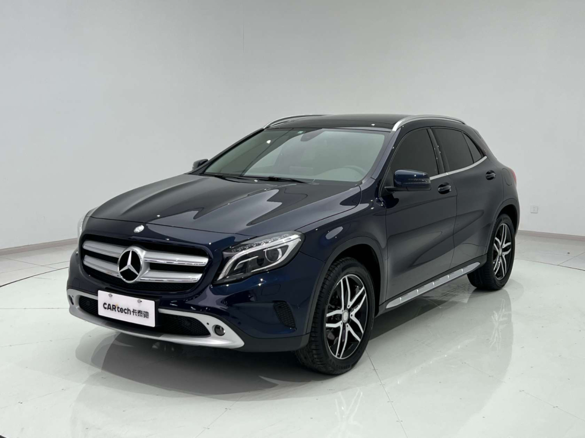 奔驰 奔驰GLA  2016款 GLA 220 4MATIC 时尚型图片