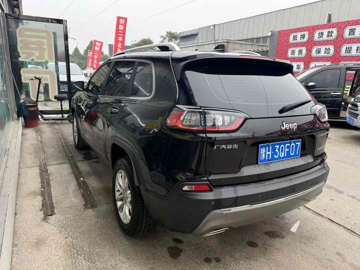 Jeep 自由光  2019款 2.0T 兩驅(qū)智享版 國(guó)VI圖片