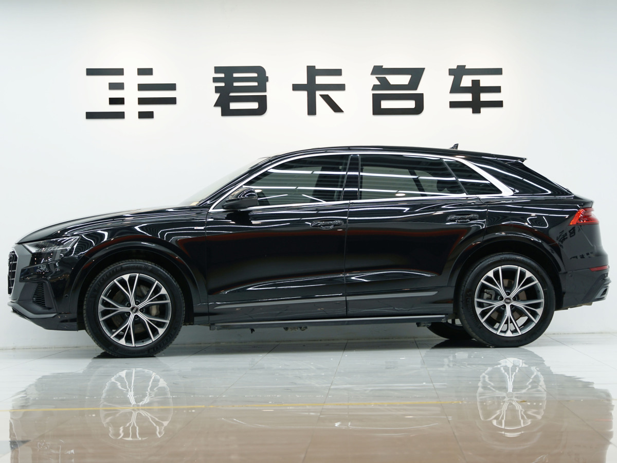 2022年6月奧迪 奧迪Q8  2022款 55 TFSI 豪華動(dòng)感型