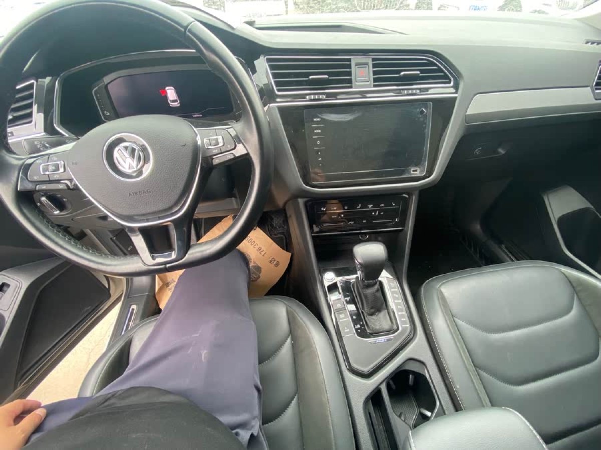 大眾 途觀L新能源  2020款 430PHEV 插電混動(dòng)尊貴版圖片