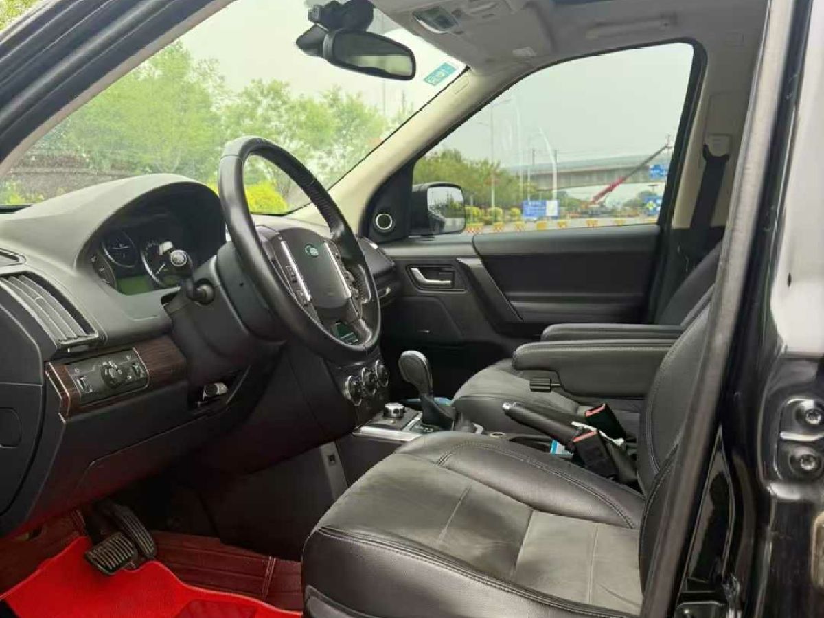 路虎 發(fā)現(xiàn)  2011款 4 3.0T SDV6 HSE 柴油版圖片