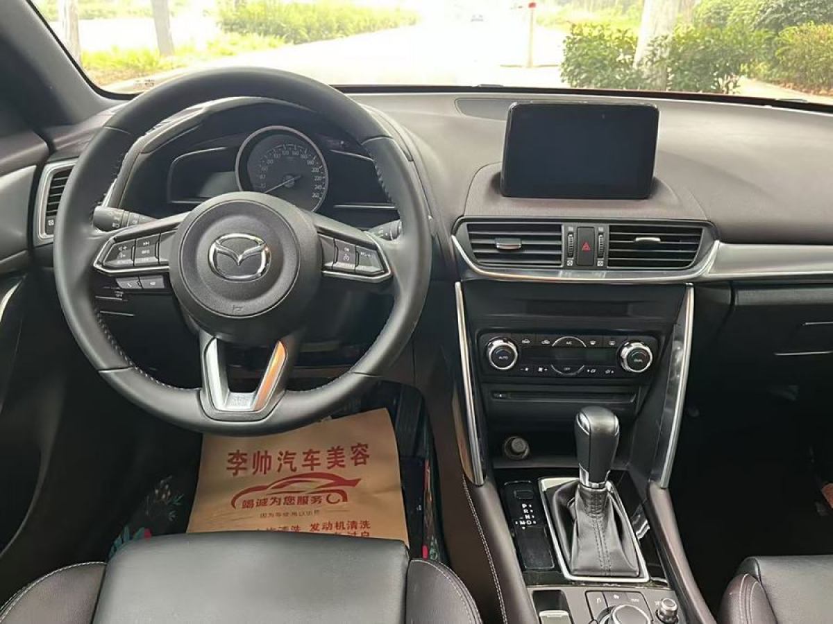 馬自達(dá) CX-4  2018款 2.0L 自動(dòng)兩驅(qū)藍(lán)天品位升級(jí)版圖片