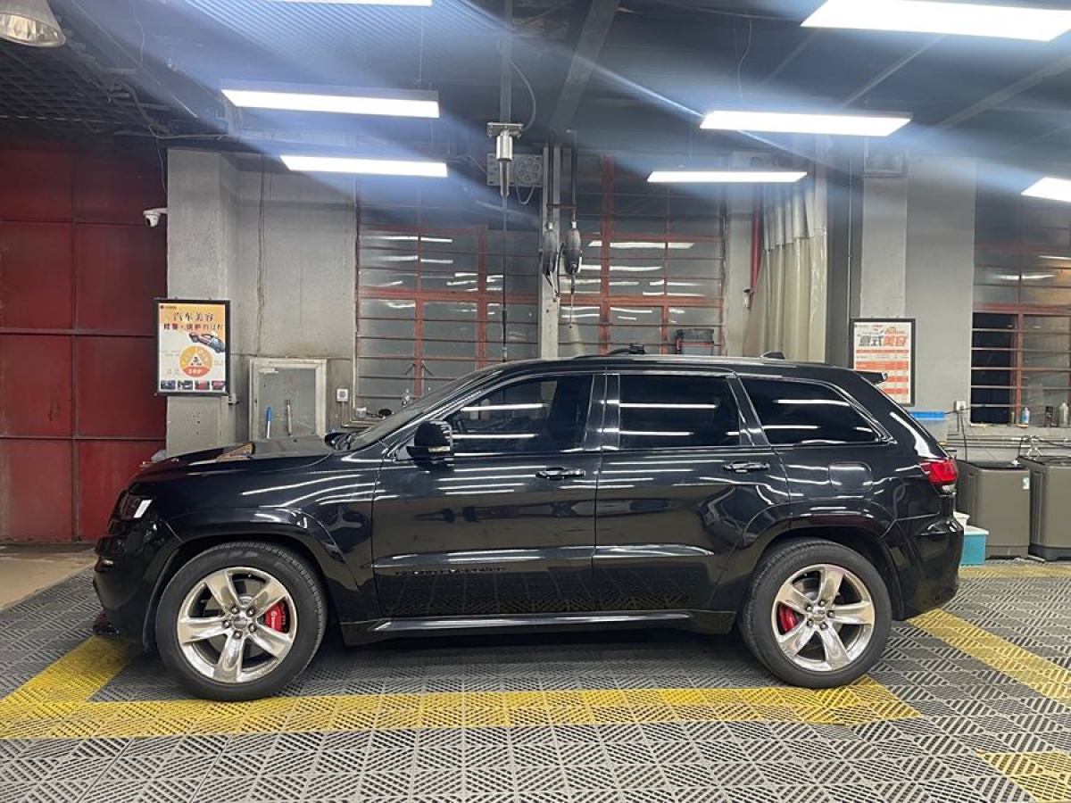 Jeep 大切諾基 SRT  2014款 6.4L SRT8圖片