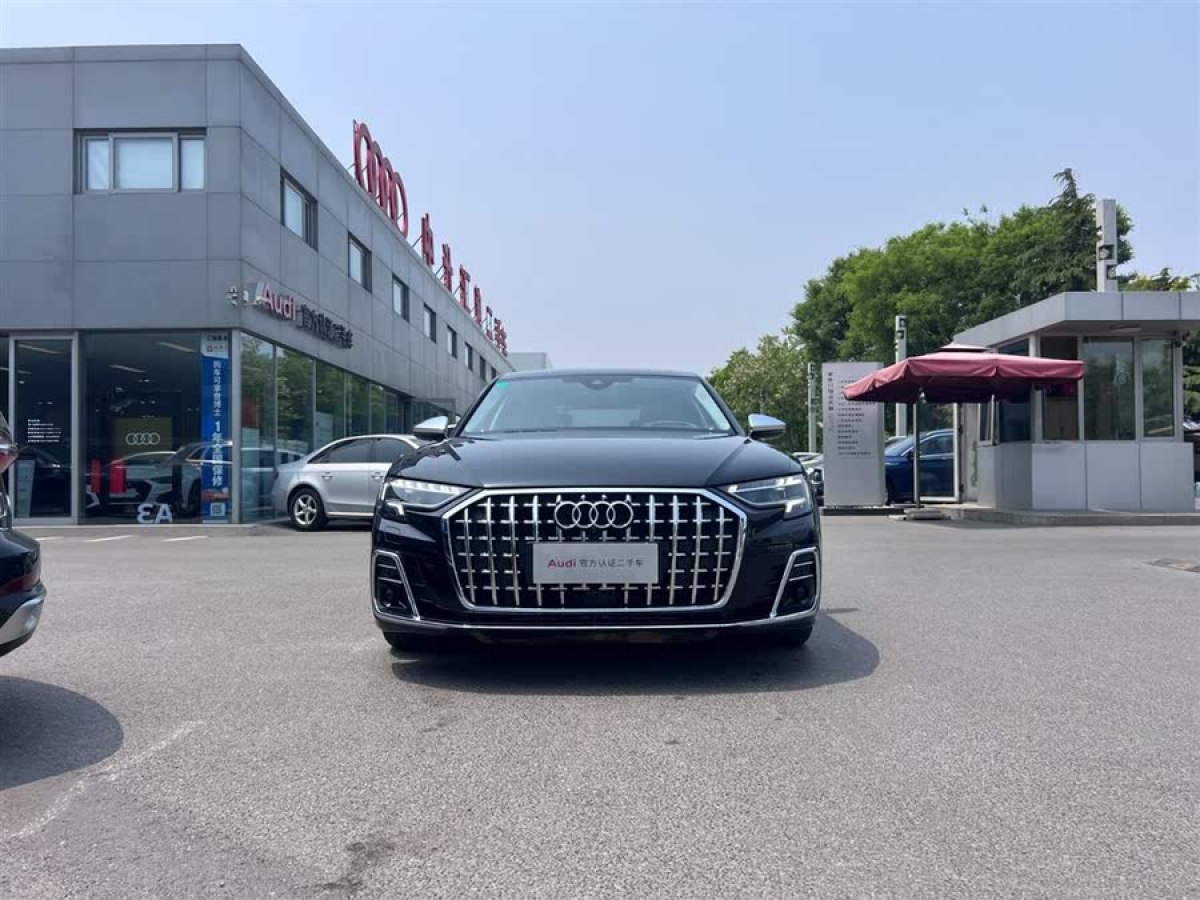 奧迪 奧迪A8  2024款 A8L Horch創(chuàng)始人版 傳奇型圖片