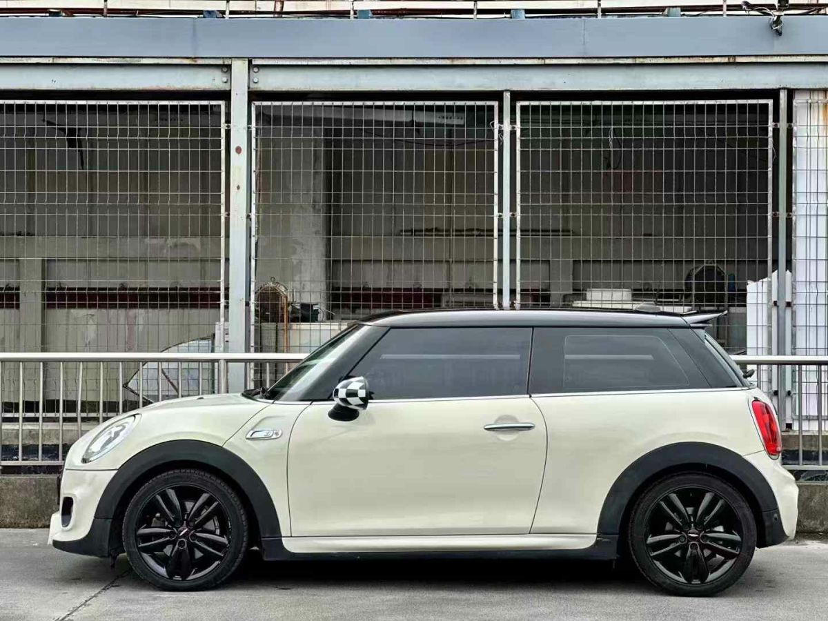 MINI MINI  2017款 1.5T COOPER 冰藍(lán)色限量版圖片